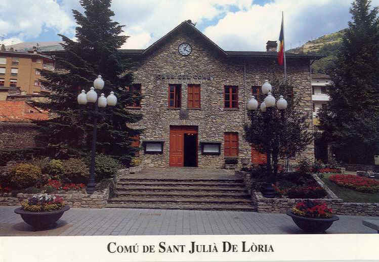 Com de Sant Juli de Loria, Situaci