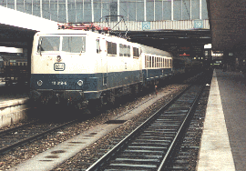 111 019-6 at Munich Hauptbahnhof