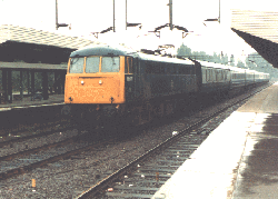 85011 passes through Northampton station