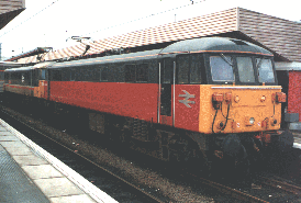 86424 in the parcels bay at Northampton