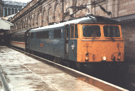 87101 at Edinburgh Waverley