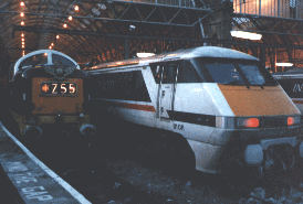 91011 and D9000 at Kings Cross