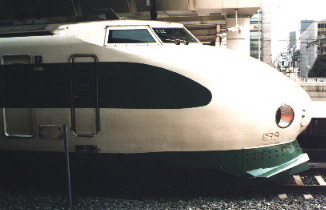221-1502 at Tokyo station