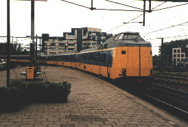 4096, Koploper 3-car EMU