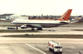 Boeing 747-244B ZS-SAL