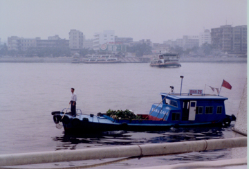 Turtle River garbage skow--Guangzhou, China