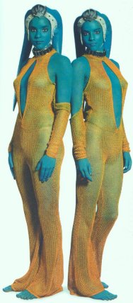 The Twi'lek twins. Which is Ann Gella?