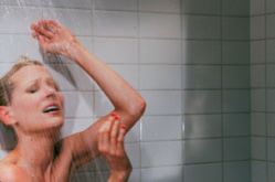 anneinpsychoshowerscene.jpg (6641 bytes)