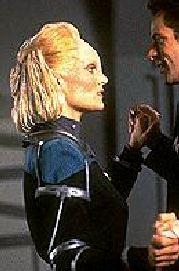 Melora Pazlar - the first Starfleet officer from Elaysia - Daphne Ashbrook