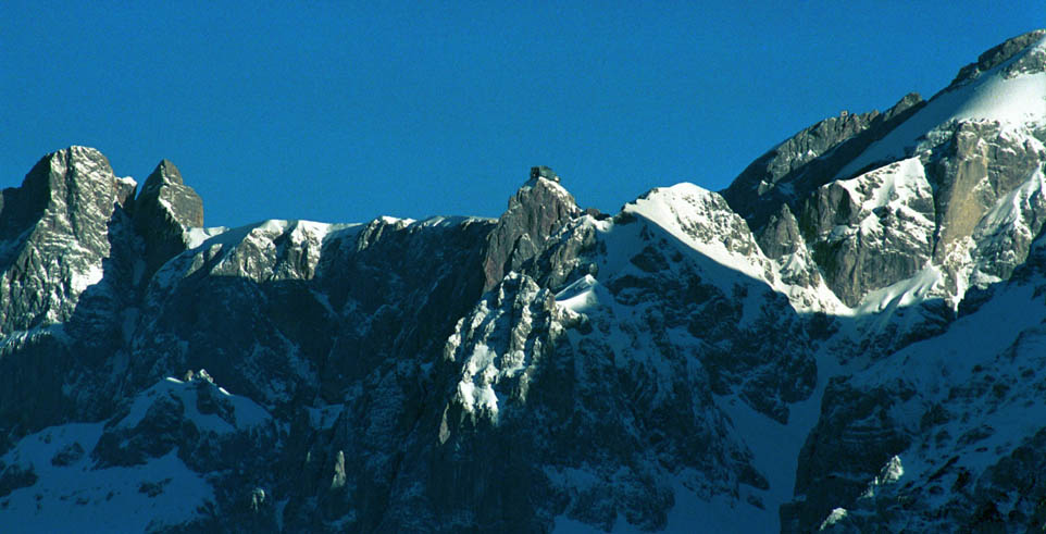 dachstein_auss 700_bigger.jpg (84397 Byte)